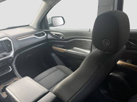 2022 GMC Acadia SLE