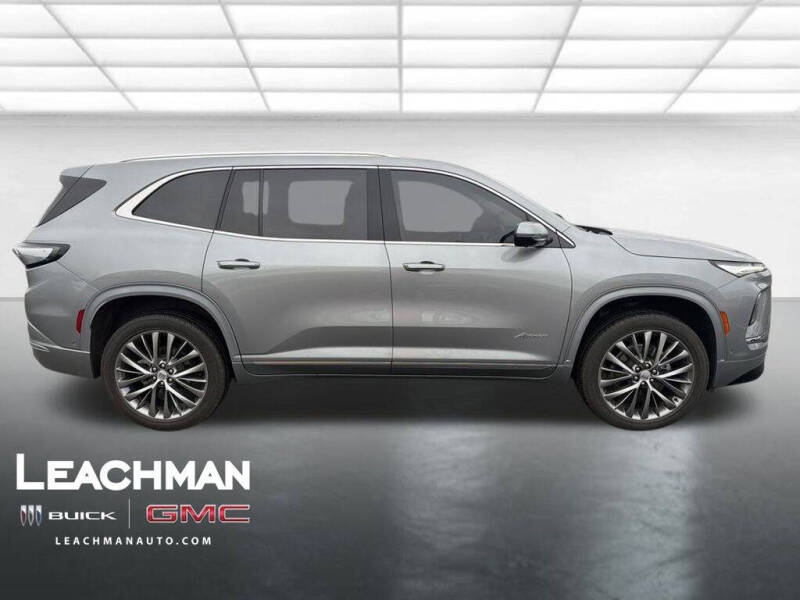 2025 Buick Enclave Avenir