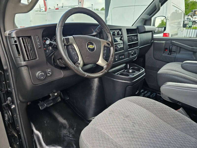 2016 Chevrolet Express 3500