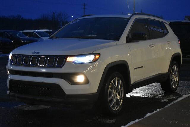 2022 Jeep Compass Latitude Lux