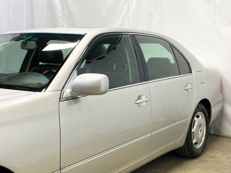 2002 Lexus LS 430