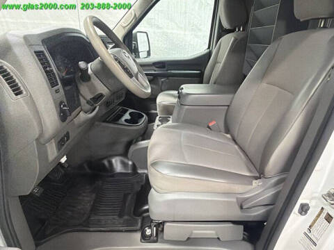 2021 Nissan NV 2500 HD SV