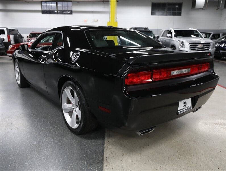 2009 Dodge Challenger SRT8