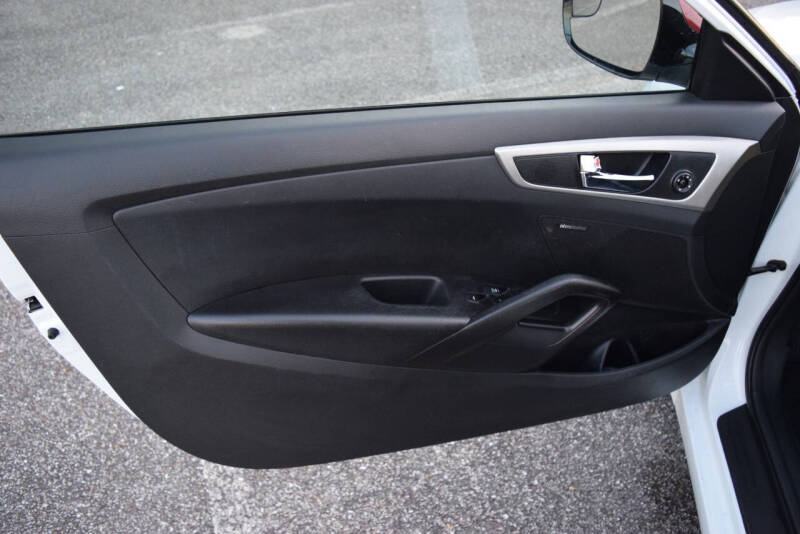 2017 Hyundai Veloster Value Edition