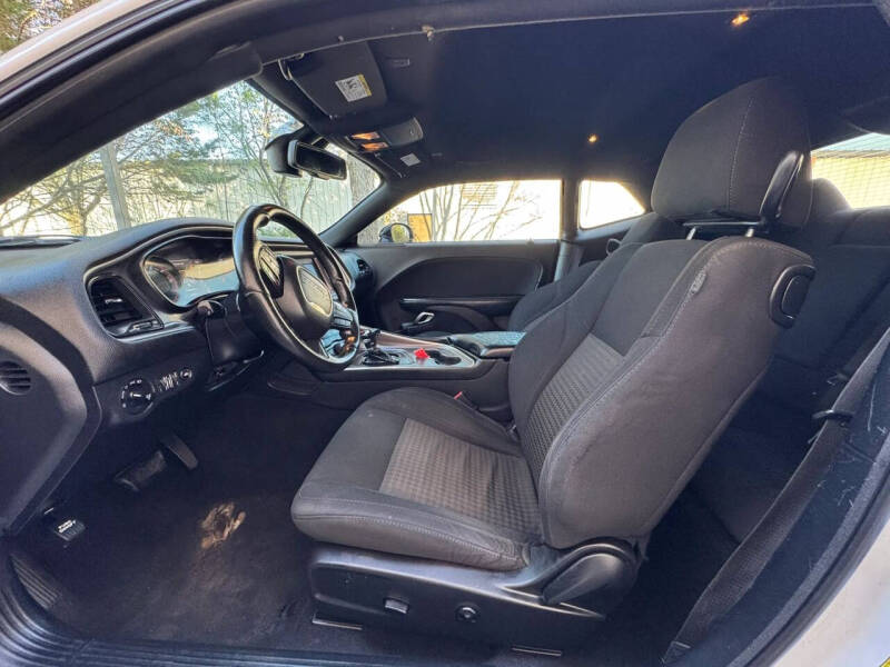 2020 Dodge Challenger SXT