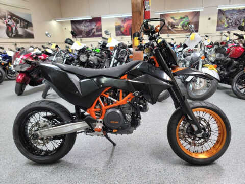 2018 KTM 690 R