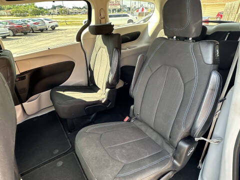 2021 Chrysler Pacifica Touring