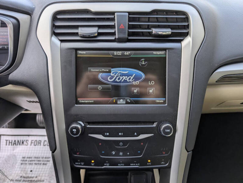 2015 Ford Fusion SE