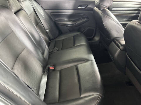 2021 Nissan Altima 2.5 SR