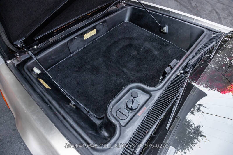 1981 DeLorean DMC-12