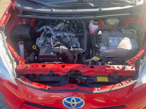 2014 Toyota Prius c Four