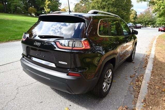 2019 Jeep Cherokee Latitude Plus photo 5