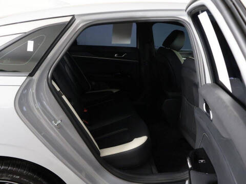 2025 Kia K5