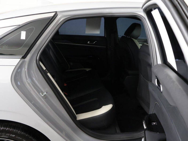 2025 Kia K5