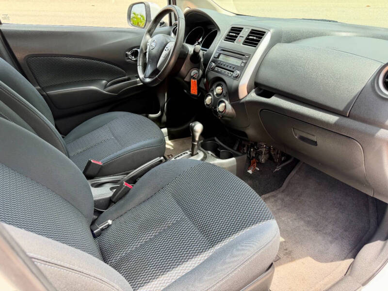 2014 Nissan Versa Note SV
