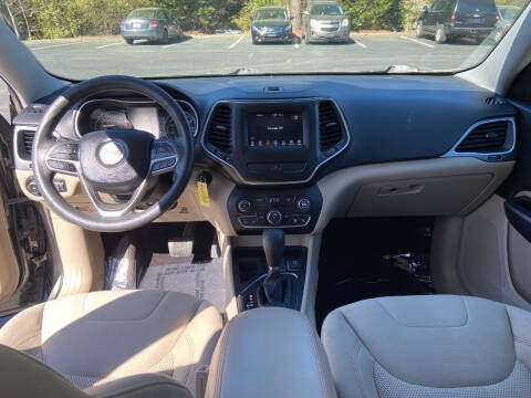 2019 Jeep Cherokee Latitude