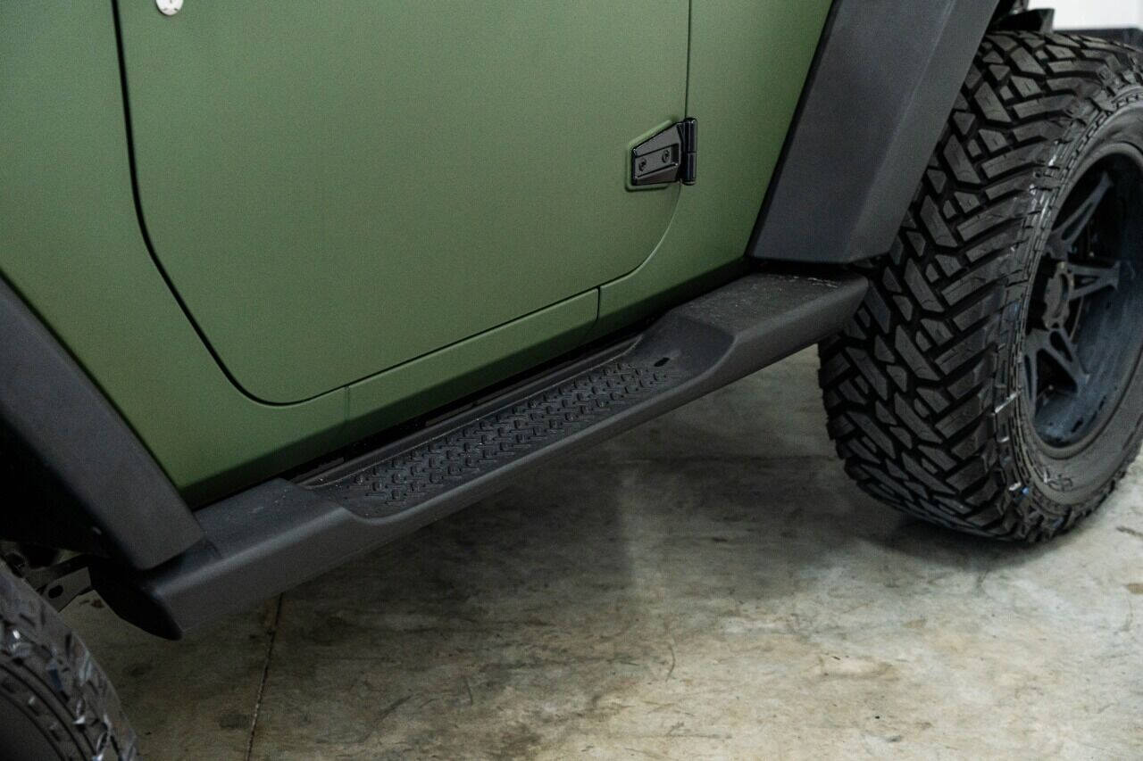 2013 JEEP Wrangler SUV / Crossover - $24,999
