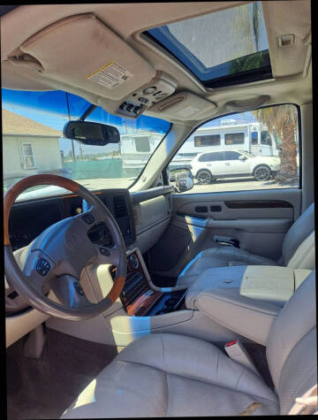 2003 Cadillac Escalade