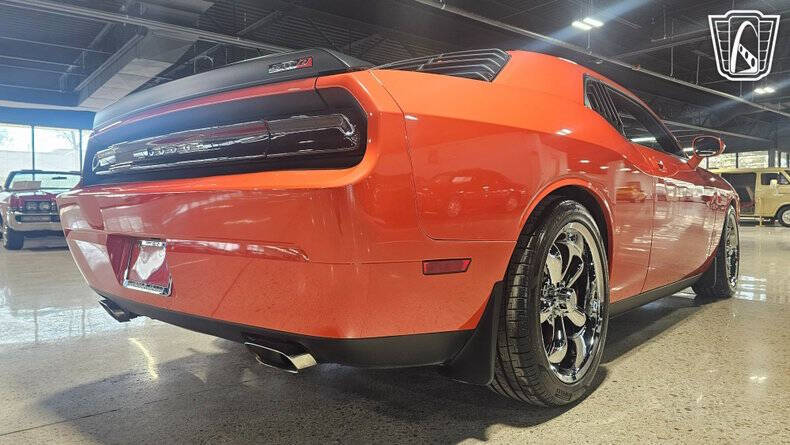 2009 Dodge Challenger SRT8