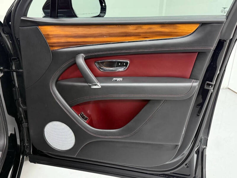 2019 Bentley Bentayga V8