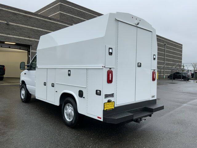 2025 Ford E-Series