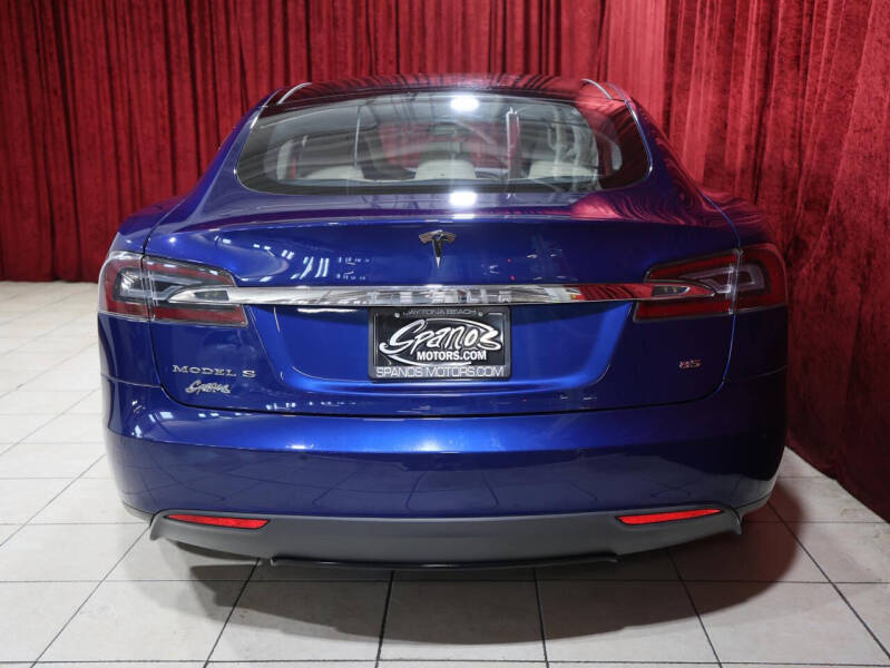 2015 Tesla Model S
