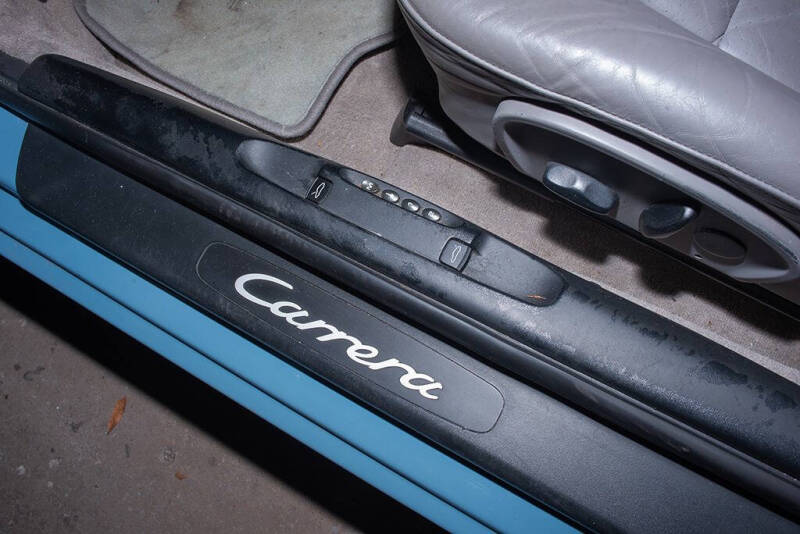 2004 Porsche 911 Carrera