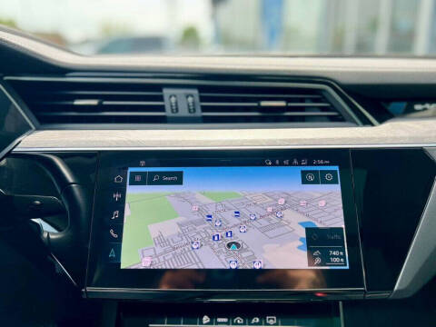 2024 Audi Q8 e-tron quattro Premium Plus