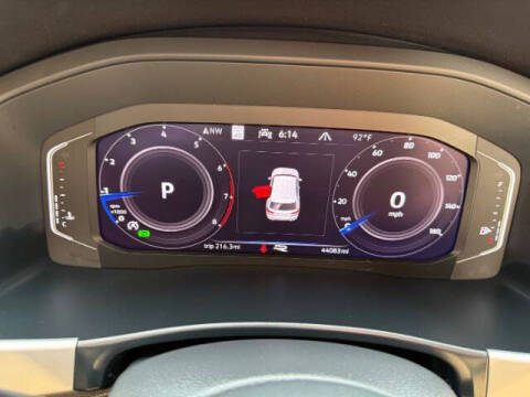 2022 Volkswagen Atlas Cross Sport V6 SEL Premium R-Line 4Motion