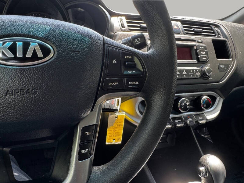2015 Kia Rio 5-Door EX