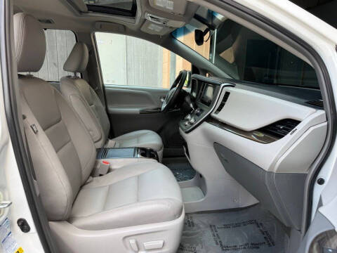 2017 Toyota Sienna