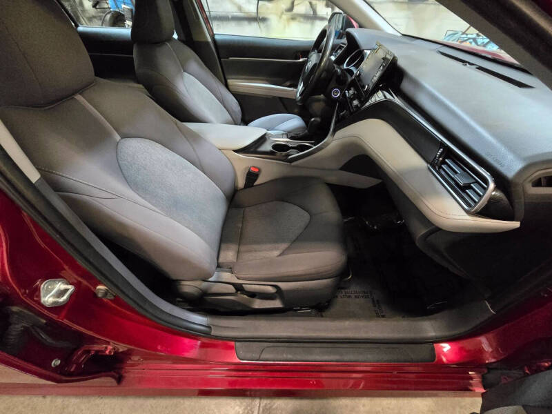 2022 Toyota Camry LE