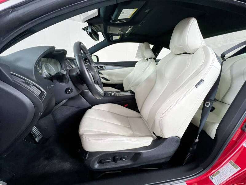 2017 Infiniti Q60 Red Sport 400