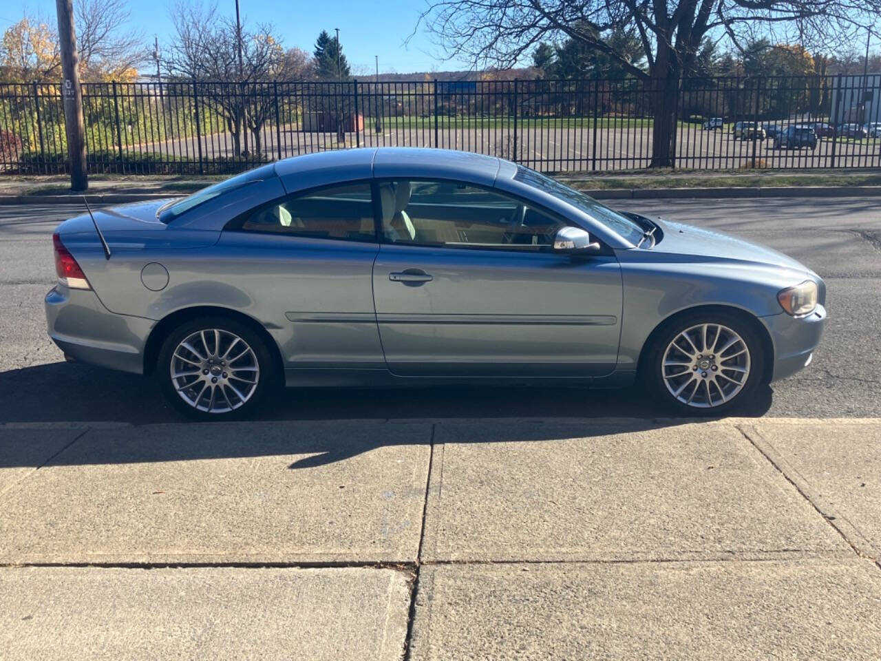 2009 Volvo C70 for sale at Metro Mike Trading & Cycles in Menands, NY