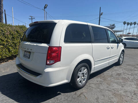 2012 Dodge Grand Caravan American Value Package