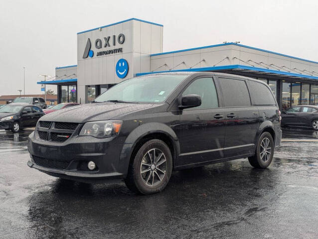 2018 Dodge Grand Caravan for sale at Axio Auto Boise in Boise, ID