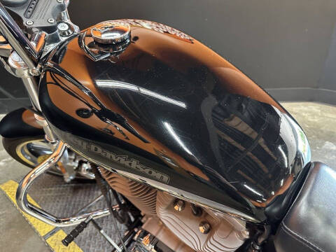 2017 Harley-Davidson XL883L - SuperLow