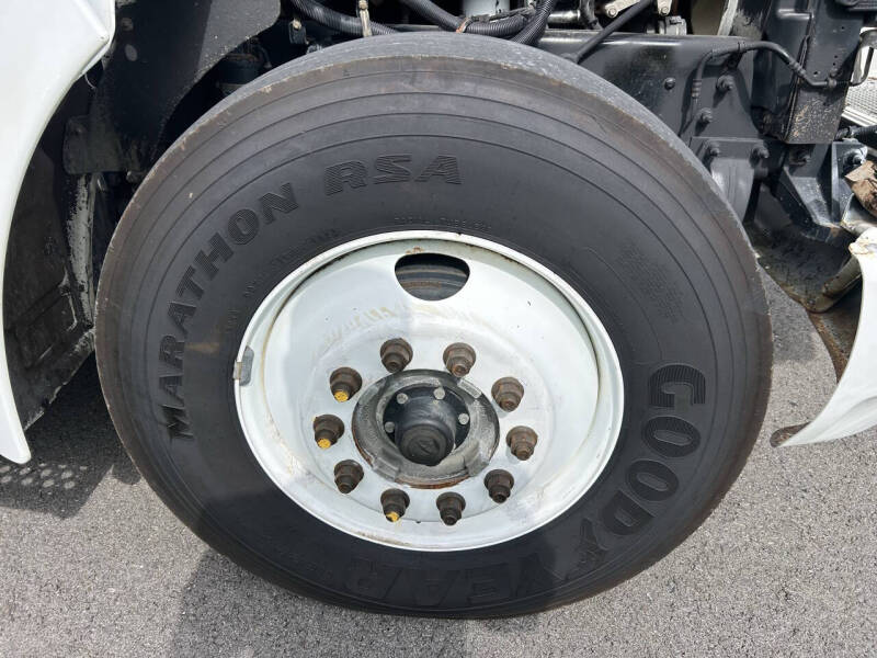 2013 Kenworth T270 Dump Truck