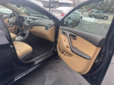 2012 Hyundai Elantra