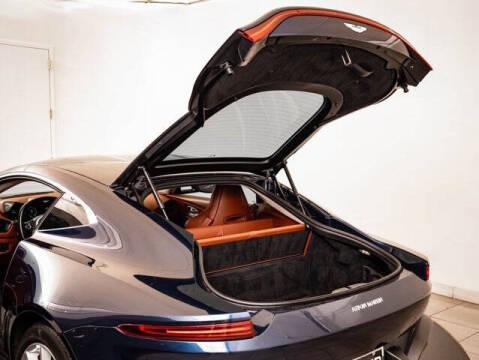 2020 Aston Martin Vantage