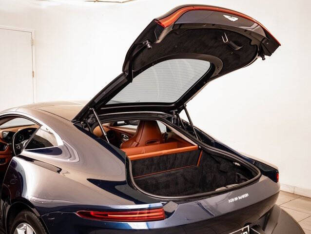2020 Aston Martin Vantage