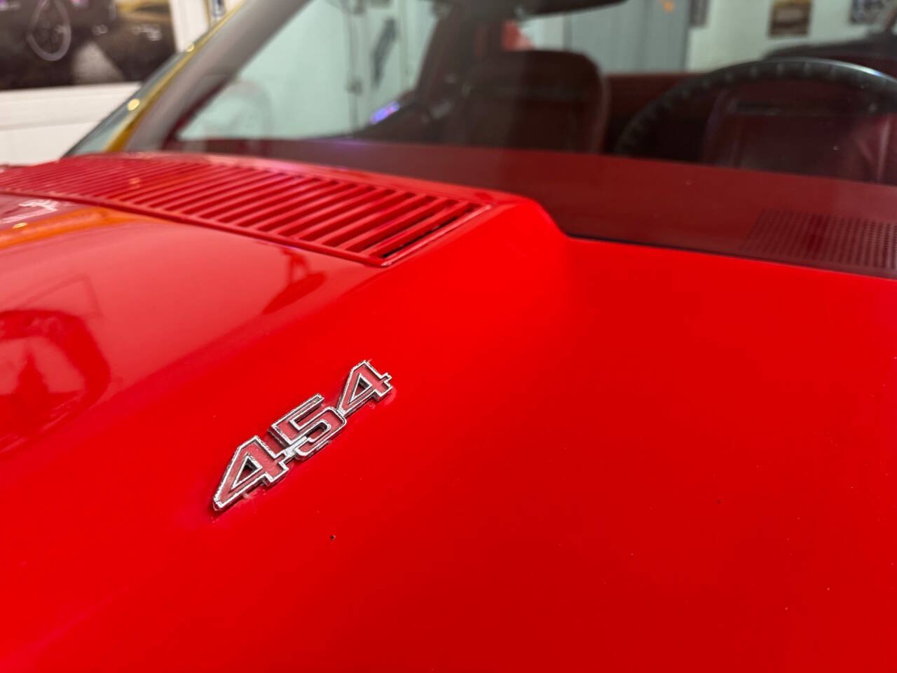 1974 Chevrolet Corvette 11