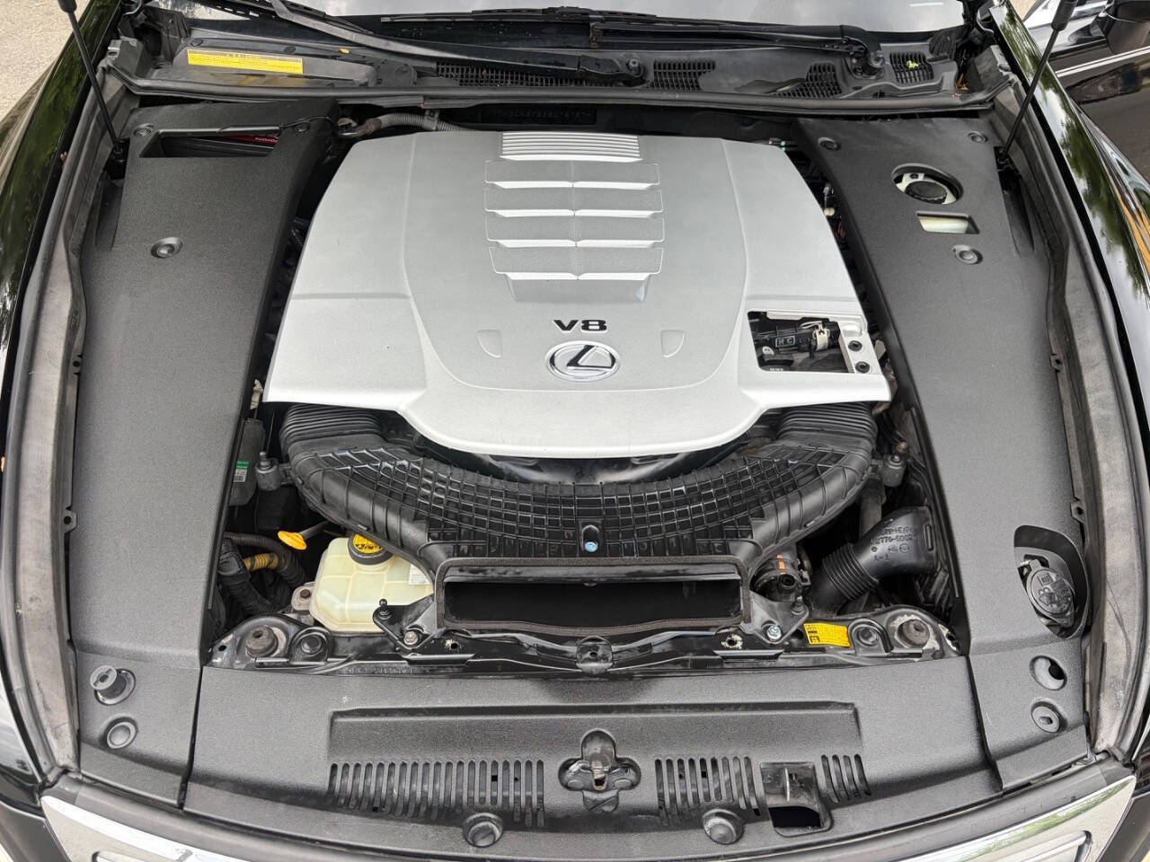 LexusLS 46012