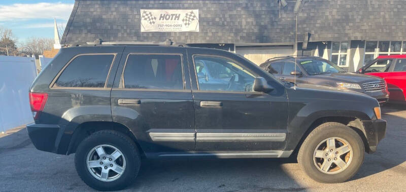 2005 Jeep Grand Cherokee Laredo's photo