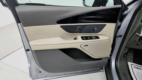 2024 Lincoln Nautilus Hybrid Reserve