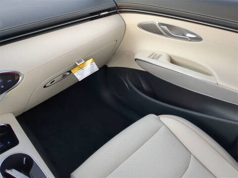 2025 Genesis Electrified GV70 Advanced