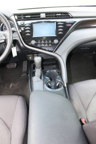 2020 Toyota Camry LE