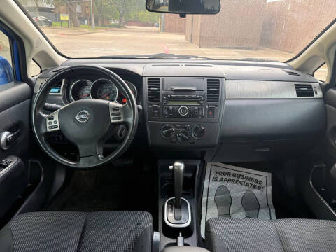 2010 Nissan Versa 1.8 S