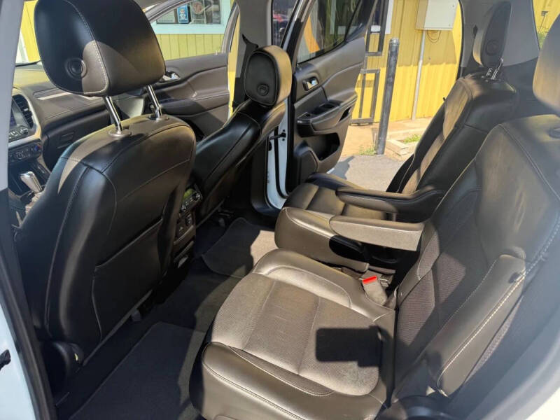 2018 GMC Acadia SLT-1