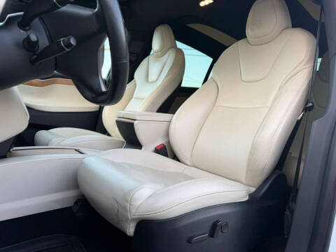 2021 Tesla Model X Long Range Plus